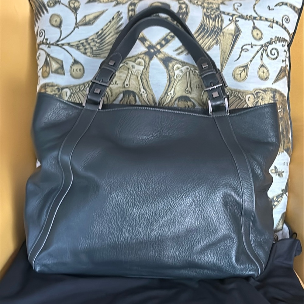 Like New Massaccesi Selene Graphite Gray